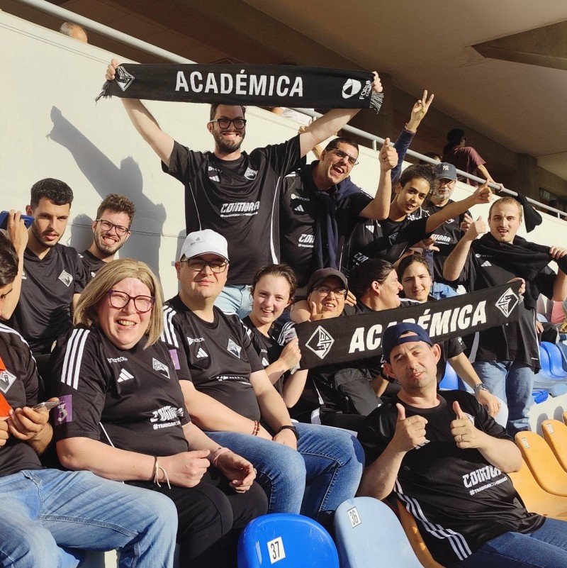 Académica de Coimbra sobe de divisão e continua a jogar pela inclusão!